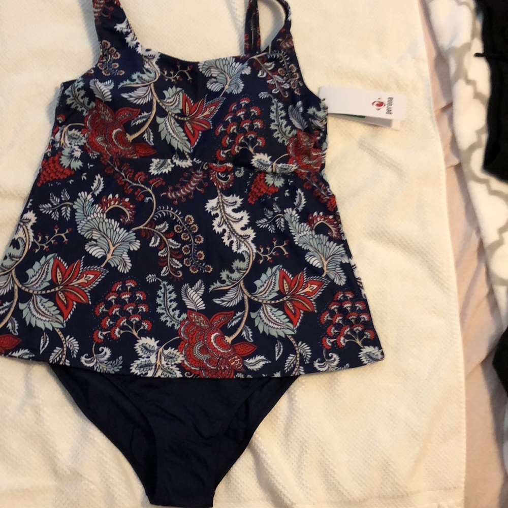 PERONA Two Pieces SWIMSUITE Size 8